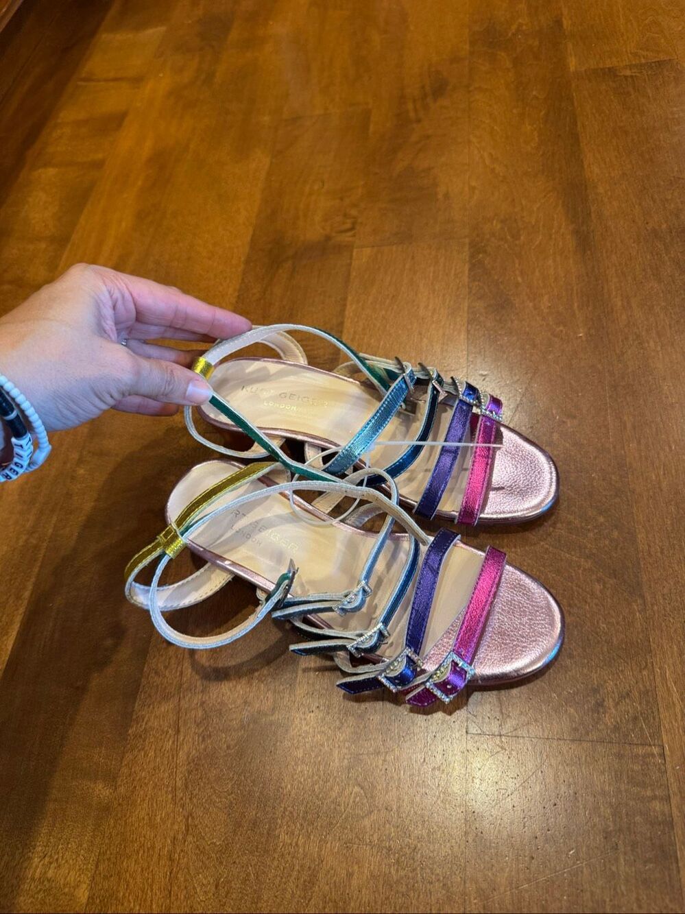 New Kurt Geiger Mini Piera Girls 1M 32 Rainbow Metallic Leather Sandals
